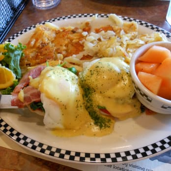 Black Bear Diner Milpitas - California Bacon Benedict with hash browns and fresh fruit - Diners Near Me - Milpitas, California Black Bear Diner Milpitas - California Bacon Benedict with hash browns and fresh fruit - Diners Near Me - Milpitas, California