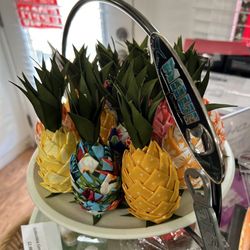 The Maui Quilt Shop - Small pineapples as decorating or ornaments!