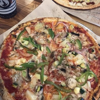Blaze Pizza - Salad Near Me - Winter Park, Florida Blaze Pizza - Salad Near Me - Winter Park, Florida