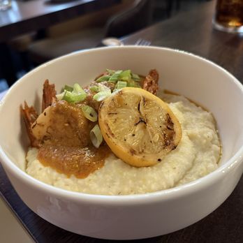 Dorothy's Downtown - Shrimp and grits - Cocktail Bars Near Me - Jacksonville, Florida Dorothy's Downtown - Shrimp and grits - Cocktail Bars Near Me - Jacksonville, Florida