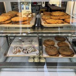 The Naked Lemon - Cookies and scones