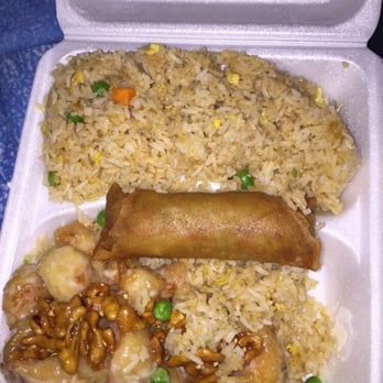 China Moon Restaurant - It fell over when I tossed it in the car lol. Honey walnut prawns with fried rice - Chinese Near Me - Moraga, California