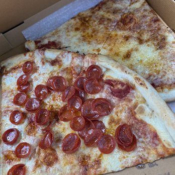 Steve's Pizza - Slices of cheese and pepperoni - Pizza Near Me - Miami, Florida Steve's Pizza - Slices of cheese and pepperoni - Pizza Near Me - Miami, Florida
