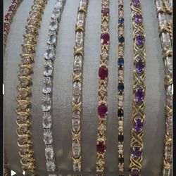 Lowell Pawn - The Bracelet of Her Dreams for Mother's Day