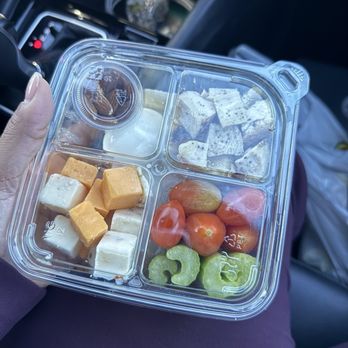 Buc-ee's - Keto Box - Gas Stations Near Me - Leeds, Alabama