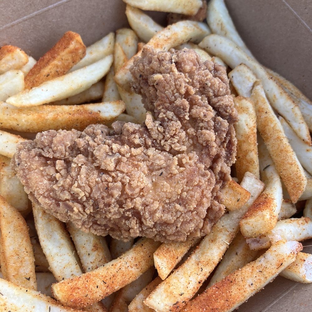 Doho Cafe - Chicken strips and fries - Cafes Near Me - Dana Point, California