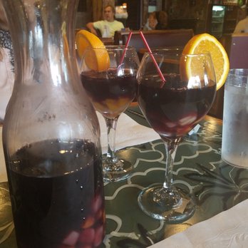 El Pub - Sangria - Cuban Near Me - Miami, Florida