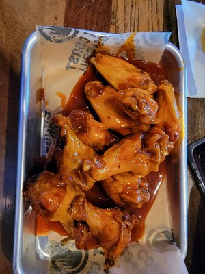 East Coast Wings + Grill by null