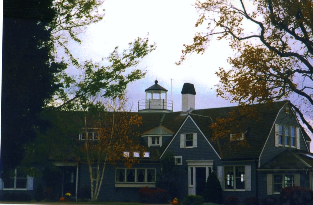 POPULAR POINT LIGHTHOUSE Updated August 2024 10 Photos 1 Poplar