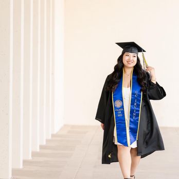 Luzye Photography - UCI Grad Class of 2022 - Session Photography Near Me