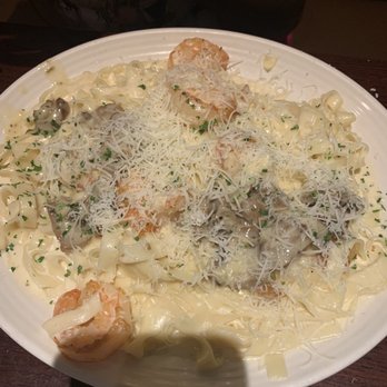 Carrabba's Italian Grill - Fettuccine Weesie - Italian Near Me - Webster, Texas