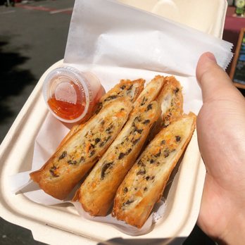 Corner Rolls - 8/28 Kakaako farmers market. "Yes please" Rolls. $9. - Food Stands Near Me - Honolulu, Hawaii