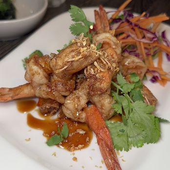 Na Rath - Grilled Garlic Prawns - Thai Near Me - Elmhurst, New York