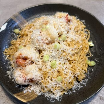 Four Sisters - Garlic noodles - Vietnamese Near Me - Mansfield, Texas