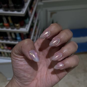 Luxury Nails and Day Spa - Cat eye and chrome nails - Nail Salons Near Me - Windermere, Florida Luxury Nails and Day Spa - Cat eye and chrome nails - Nail Salons Near Me - Windermere, Florida
