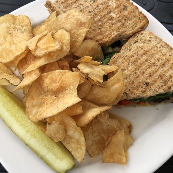 Blue Pointe Grille - New American Near Me - Watkins Glen, New York
