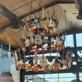 Dollys Tennessean Travel Stop - Barbeque Near Me - Cornersville, Tennessee
