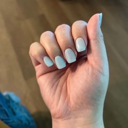 Luxx Nail Bar