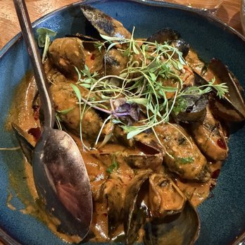 Kama - Wicker Park - Goan mussels - Indian Near Me - Chicago, Illinois