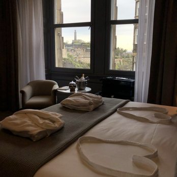 Scotsman Hotel - Hotels Near Me - Edinburgh, EDH