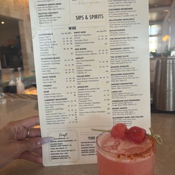Limón Rooftop Bar - Menu & Cocktail - Mediterranean Near Me - Naples, Florida Limón Rooftop Bar - Menu & Cocktail - Mediterranean Near Me - Naples, Florida
