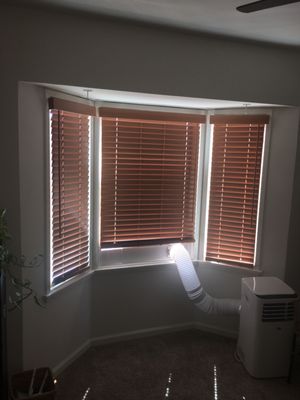 Wood Blinds - Horizontal blinds are ideal for windows that are taller than they are wide and are raised and lowered. You can choose window coverings made from premium hardwoods, a blend of hardwoods and composite materials. Here at Mr. Miniblind, we carry two types of horizontal wood blinds. One kind is the faux wood blinds which is an alternative wood that are perfect for being exposed to moisture, humidity, and sun. The other type is the wood blind it is crafted with the finest hardwoods that are durable. Wood Blinds - Horizontal blinds are ideal for windows that are taller than they are wide and are raised and lowered. You can choose window coverings made from premium hardwoods, a blend of hardwoods and composite materials. Here at Mr. Miniblind, we carry two types of horizontal wood blinds. One kind is the faux wood blinds which is an alternative wood that are perfect for being exposed to moisture, humidity, and sun. The other type is the wood blind it is crafted with the finest hardwoods that are durable.