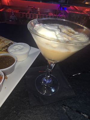 Birdies Sports Bar & Grill by null