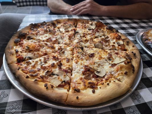 Black Hawk Pizza by null