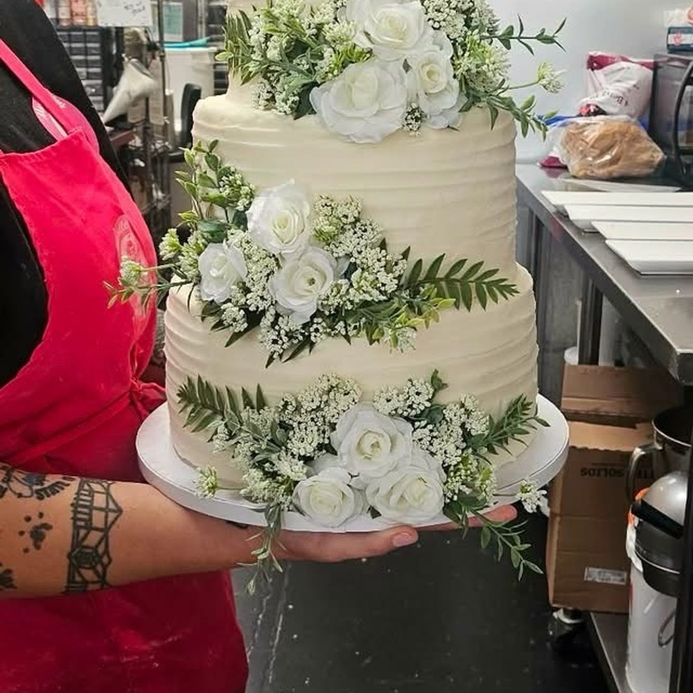 Michelle Ashley Custom Cakes - Custom Cakes Near Me - Salem, Oregon Michelle Ashley Custom Cakes - Custom Cakes Near Me - Salem, Oregon