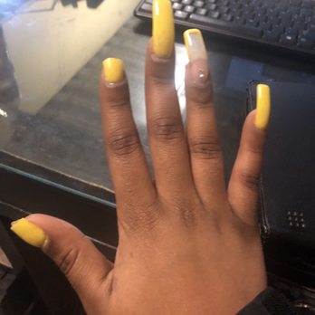 Nails on Fleek - Nail Salons Near Me - Compton, California