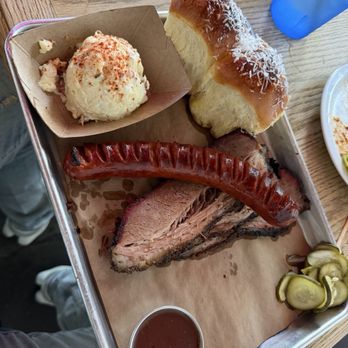 Heads And Tails Barbecue - Brisket, hot link, potato salad, garlic roll. - Barbeque Near Me - Berkeley, California Heads And Tails Barbecue - Brisket, hot link, potato salad, garlic roll. - Barbeque Near Me - Berkeley, California