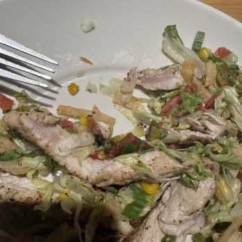 Twin Peaks - Raw chicken - American Near Me - Henderson, Nevada