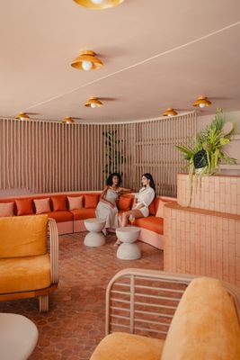 Sandbourne Santa Monica, Autograph Collection by null
