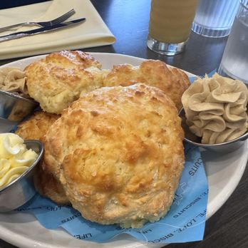 Delta Biscuit - Biscuits - Breakfast & Brunch Near Me - Monroe, Louisiana