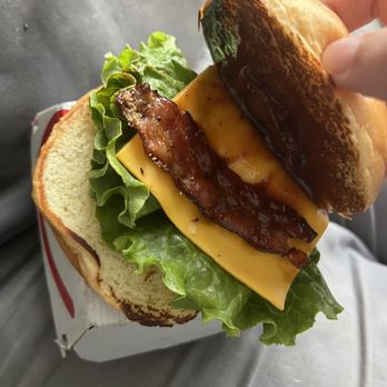 Chick-fil-A - Smokehouse BBQ Bacon Sandwich w/ Chick-fil-A Filet (lack of a patty) - Chicken Shop Near Me - Auburn Hills, Michigan Chick-fil-A - Smokehouse BBQ Bacon Sandwich w/ Chick-fil-A Filet (lack of a patty) - Chicken Shop Near Me - Auburn Hills, Michigan
