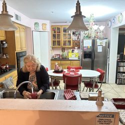 Arizona Elderly Care - Kitchen
