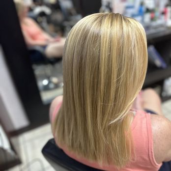 Innovation Hair Studio Plus - Carla wanted a lives in look, grey coverage and wanted her har to look fuller and more dimensional. A perfect fit her and her lifestyle. - Hair Extensions Near Me - Sarasota, Florida Innovation Hair Studio Plus - Carla wanted a lives in look, grey coverage and wanted her har to look fuller and more dimensional. A perfect fit her and her lifestyle. - Hair Extensions Near Me - Sarasota, Florida