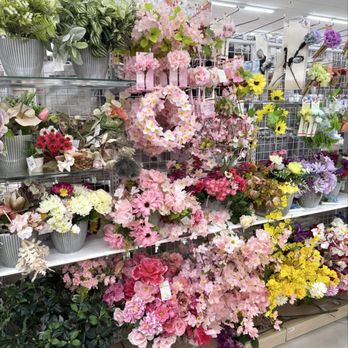Daiso - Department Stores Near Me - Garden Grove, California