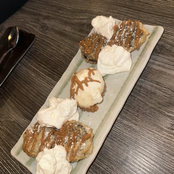 Ke uH - Boca Raton - Fried Oreos with vanilla icecream and caramel sauce - Asian Fusion Near Me - Boca Raton, Florida Ke uH - Boca Raton - Fried Oreos with vanilla icecream and caramel sauce - Asian Fusion Near Me - Boca Raton, Florida