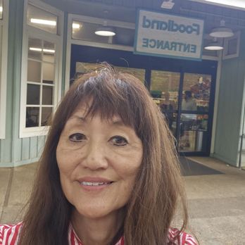 Foodland - Grocery Near Me - Princeville, Hawaii