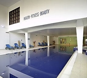Mercure Cardiff Holland House Hotel & Spa by null