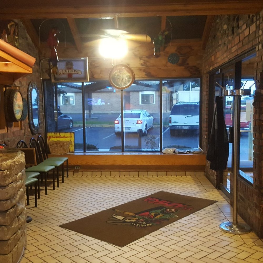 El Azteca - Wait area - Mexican Near Me - Wapakoneta, Ohio El Azteca - Wait area - Mexican Near Me - Wapakoneta, Ohio