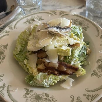 Gloria In The Great Hall - Caesar salad - French Near Me - Toronto, Ontario Gloria In The Great Hall - Caesar salad - French Near Me - Toronto, Ontario