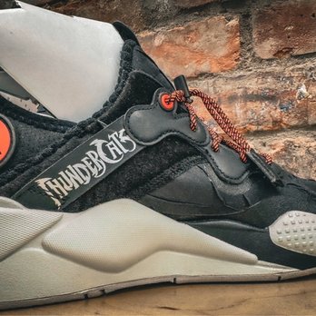 Crossroads Trading - Just do it? Thundercats!!! - Women's Clothing Near Me - New York, New York