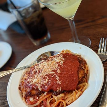 Salute - Chicken Parmesan - Italian Near Me - Hartford, Connecticut