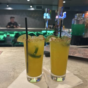 The Lucky Screw - Spicy mango margaritas - Cocktail Bars Near Me - Fort Myers, Florida