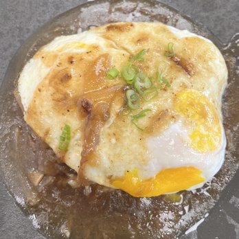 Oli's Kitchen - Loco Moco - Breakfast & Brunch Near Me - Honolulu, Hawaii