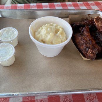 District KC BBQ - Wings with side of mac and cheese - Barbeque Near Me - Bristow, Virginia District KC BBQ - Wings with side of mac and cheese - Barbeque Near Me - Bristow, Virginia