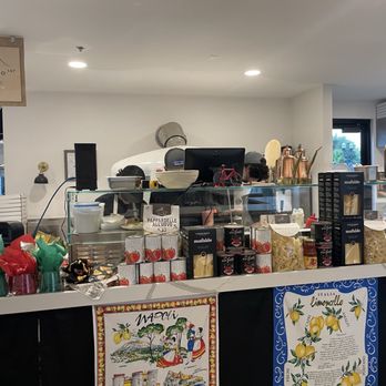 Via Caravaggio 147 - Inside - Pizza Near Me - Paso Robles, California Via Caravaggio 147 - Inside - Pizza Near Me - Paso Robles, California