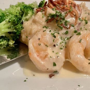 1850 Restaurant - Not pictured: New York cooked beautifully! The sauce was one of the best I've ever had. - American Near Me - Mariposa, California
